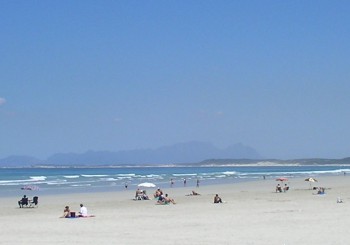 Strand und blauer Himmel Urlaub