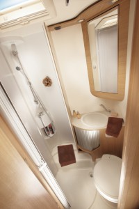 204_S_42SL_Bathroom 